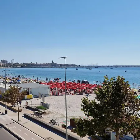 Apartment Le Terrazze Sul Lido